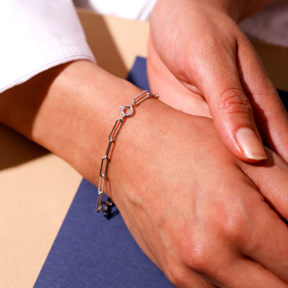 Ruth large chunky charm lock Armband, Silber - Image 3